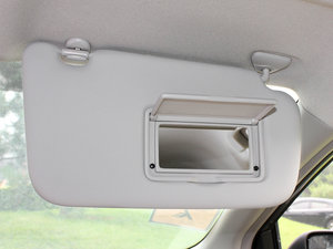 2011款1.6L 手动舒适版 空间座椅