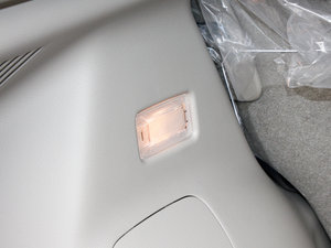 2011款1.6L 手动舒适版 空间座椅