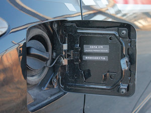 2011款1.6T CVT炫动版 油箱盖
