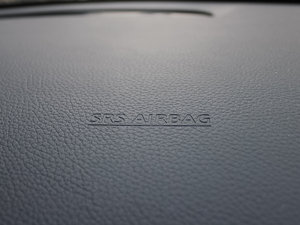 2011款1.6L CVT智能版 空间座椅