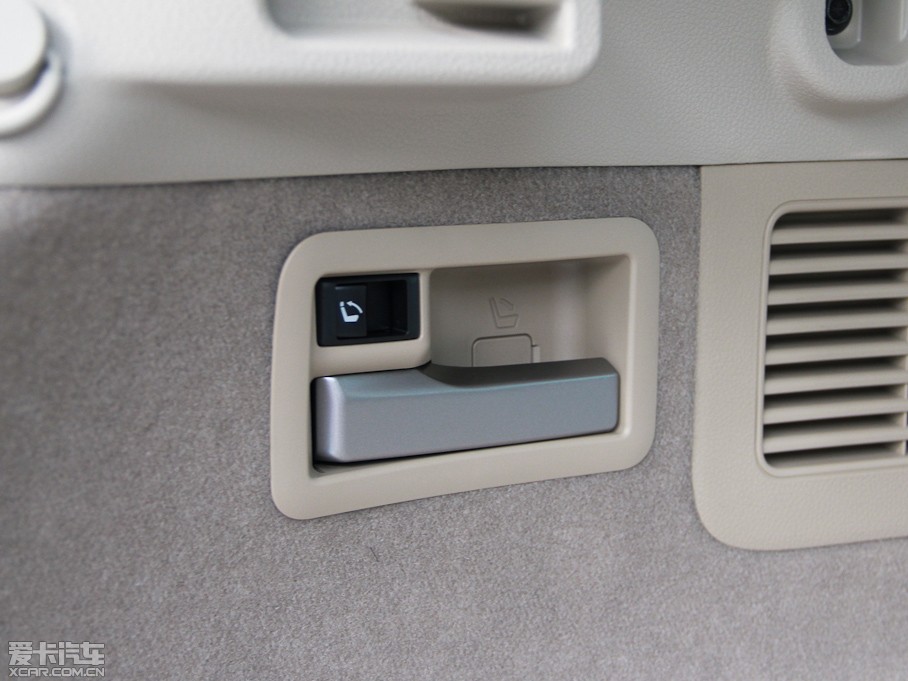 2011����m 3.5L ���(q��)��