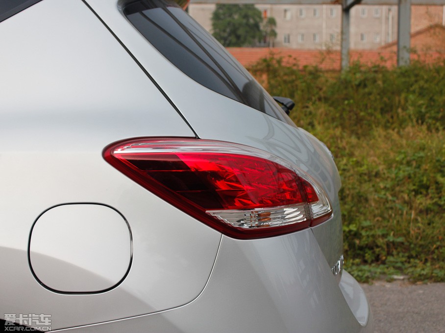 2011����m 3.5L ����