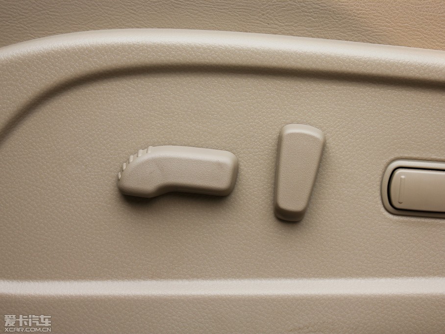 2011����m 3.5L ���(q��)��