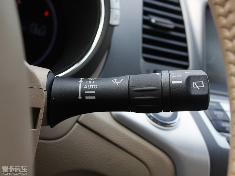 2011����m 3.5L ����