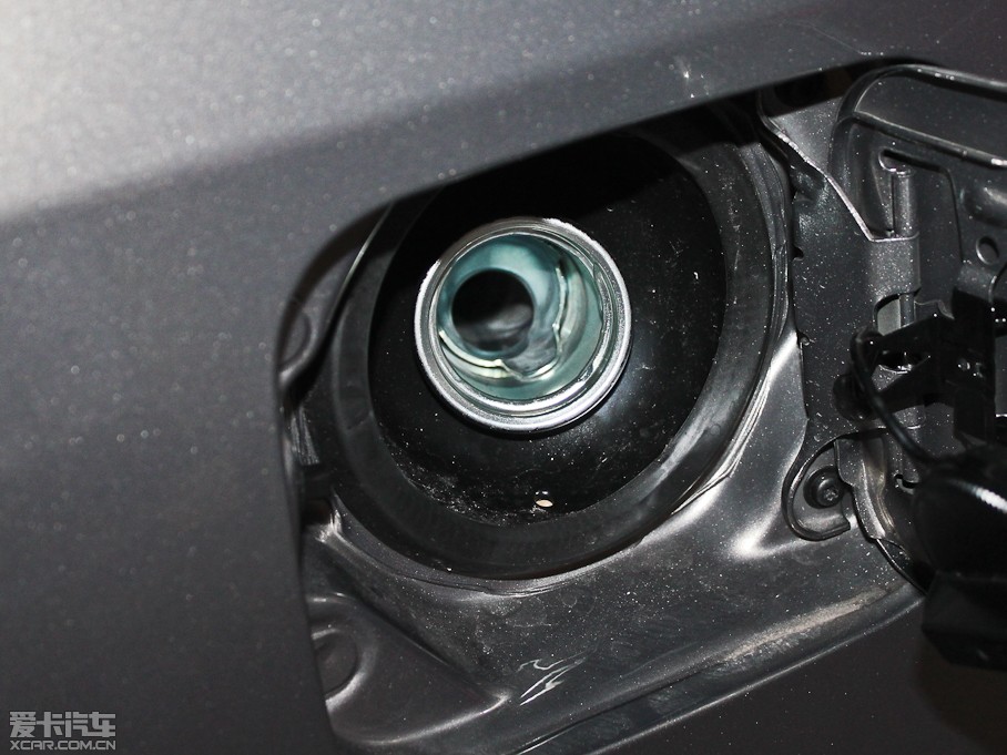 2012܎ (jng) 1.6XL ԄӺA