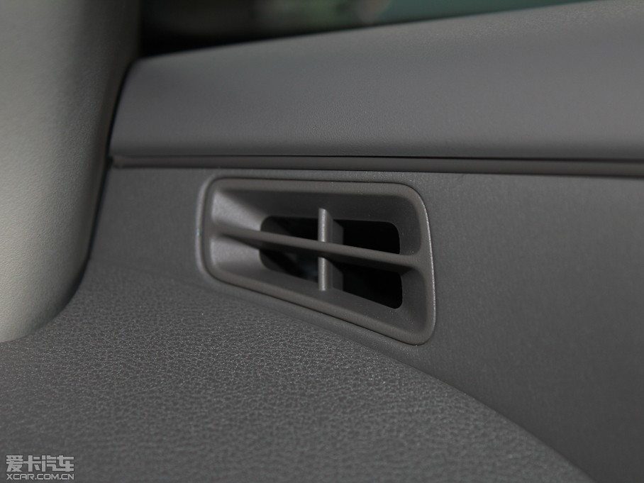 2012��܎�� ���� 1.6XL �ԄӺ��A��