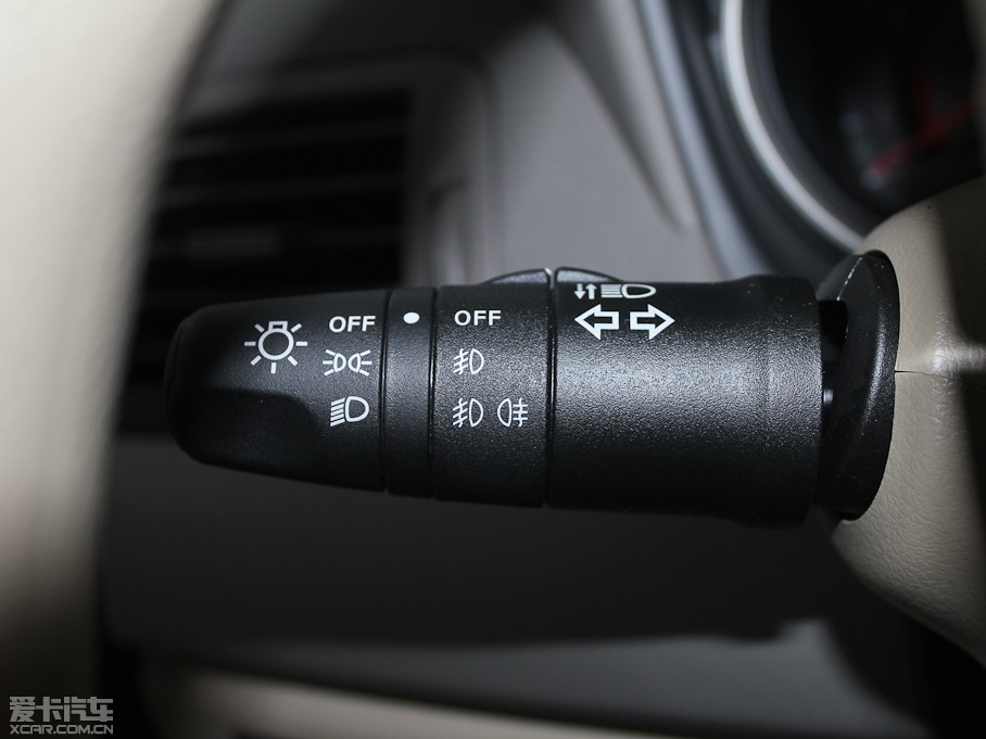 2012܎ (jng) 1.6XL Ԅ(dng)A