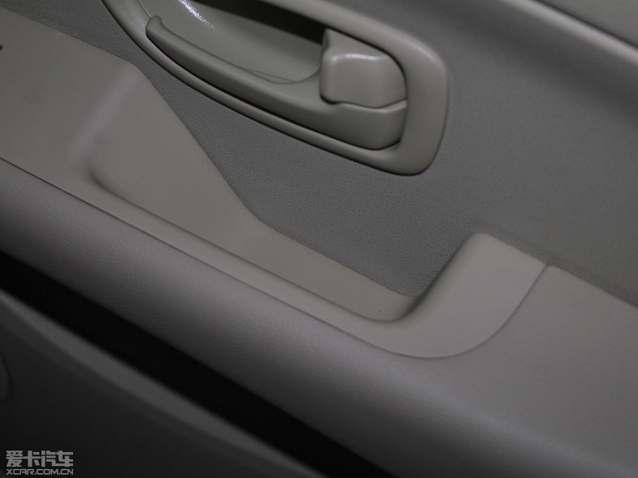 2012܎ (jng) 1.6XL ԄӺA