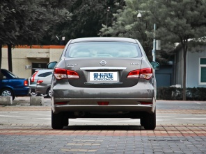 東風(fēng)日產(chǎn)2012款軒逸經(jīng)典