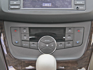 2012款1.8XV CVT尊享版 空调调节