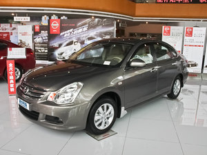 2012款经典 1.6XL 自动豪华版 整体外观