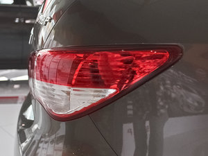 2012 1.6XL ԄӺA ^