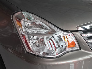 2012 1.6XL ԄӺA ^