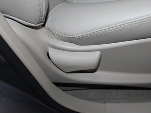 2012(jng) 1.6XL ԄӺA g