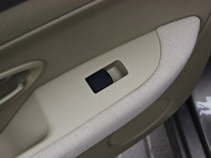 2012(jng) 1.6XE Ԅ(dng)m g