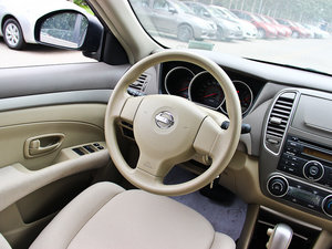 2012款经典 1.6XE 自动舒适版 中控区
