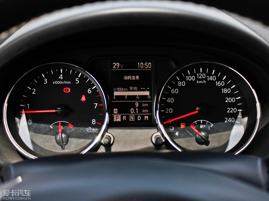 2012���п� 2.0XV CVT���(��)