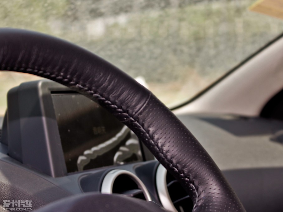 2012���п� 2.0XV CVT���(��)