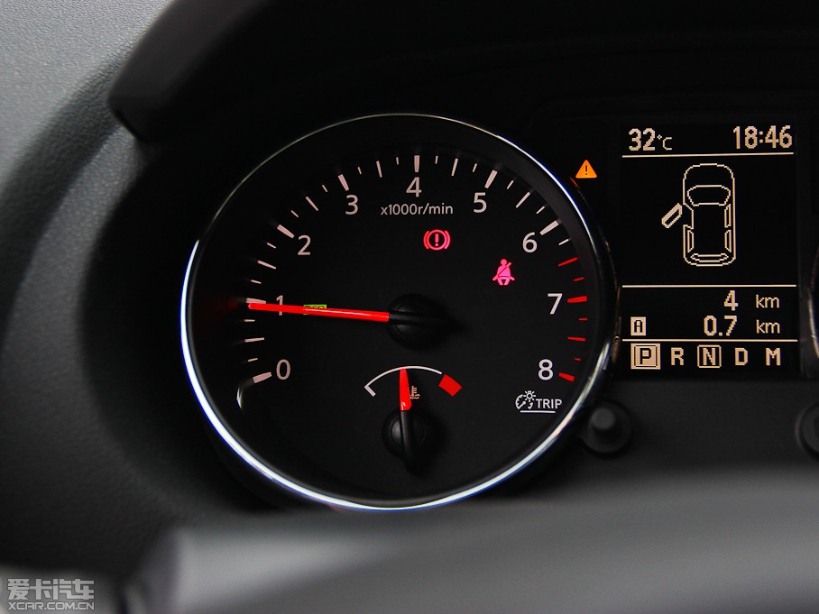 2012п 2.0XL CVT(q)()