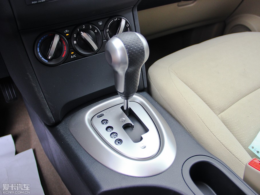 2012п 2.0XL CVT(q)()