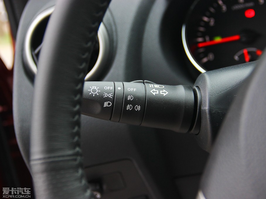 2012п 2.0XL CVT(q)()