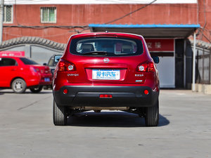 2012款2.0XV CVT两驱(雷) 正后	