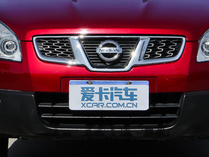 2012款2.0XV CVT两驱(雷) 中网
