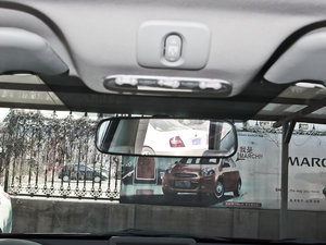 2012款2.0XV CVT两驱(雷) 车内后视镜