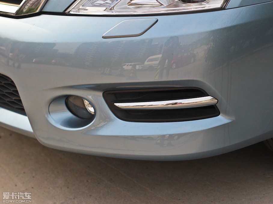 2012[ 2.5L XL-NAVI ưȫ