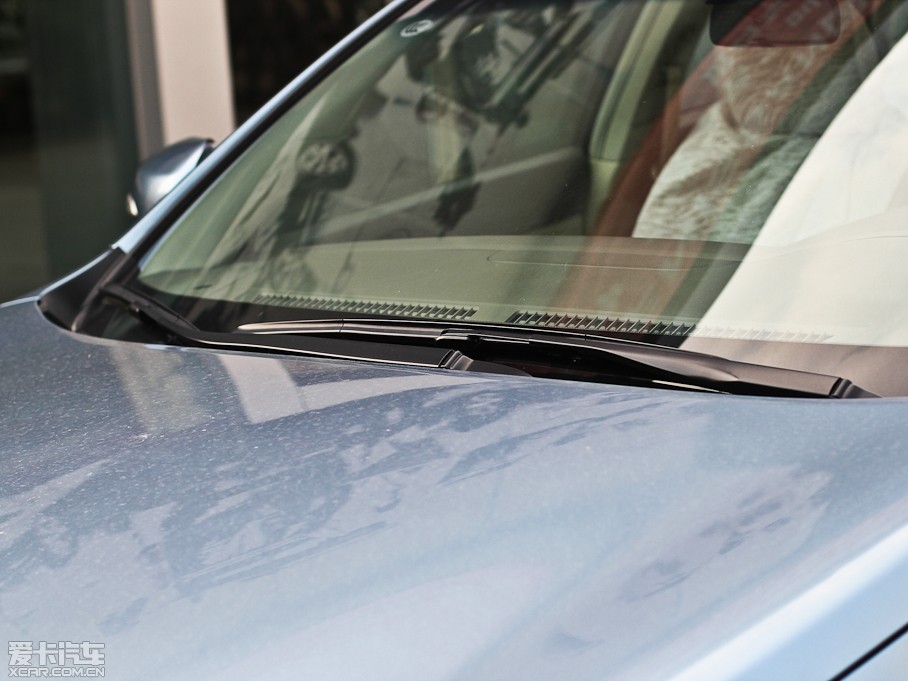 2012[ 2.5L XL-NAVI ưȫ