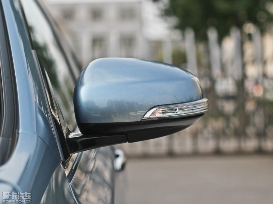 2012[ 2.5L XL-NAVI ưȫ