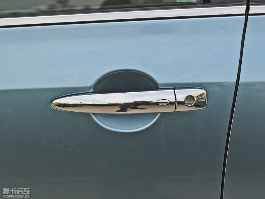 2012[ 2.5L XL-NAVI ưȫ