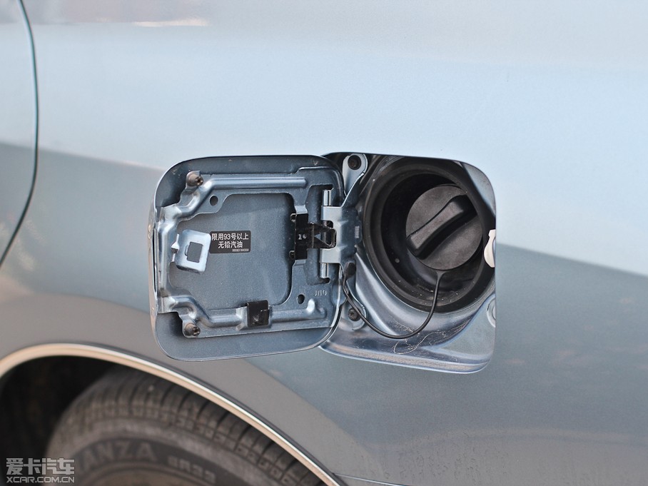 2012[ 2.5L XL-NAVI ưȫ