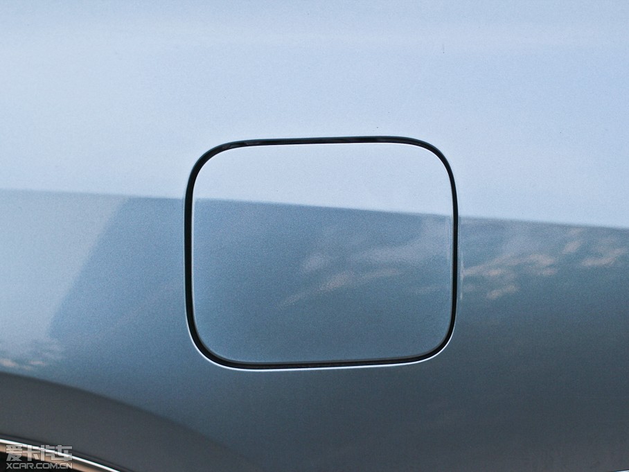 2012[ 2.5L XL-NAVI ưȫ