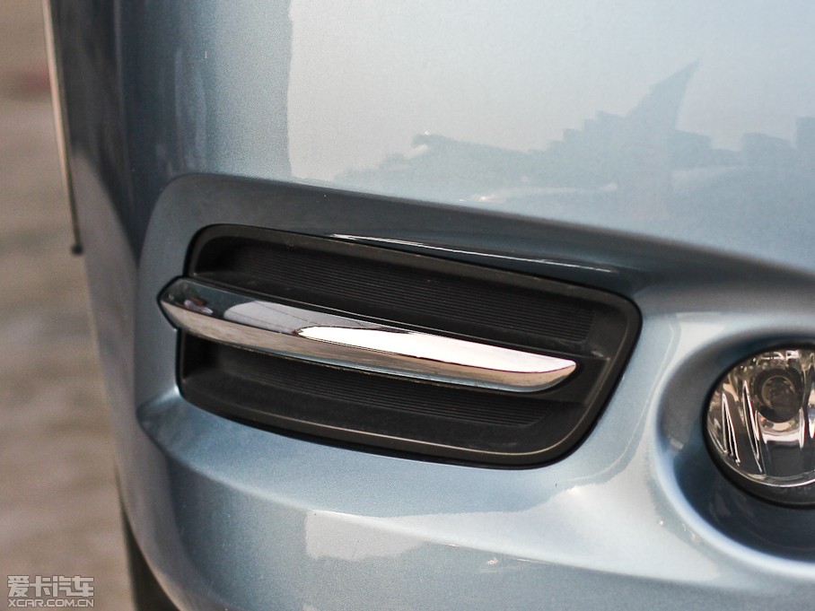 2012[ 2.5L XL-NAVI ưȫ