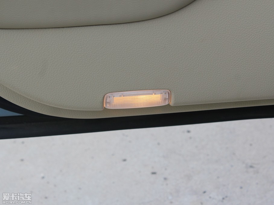 2012[ 2.5L XL-NAVI ưȫ