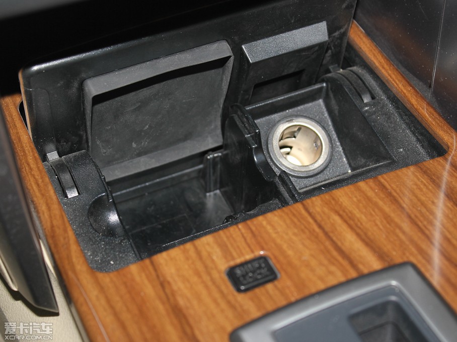 2012[ 2.5L XL-NAVI ưȫ