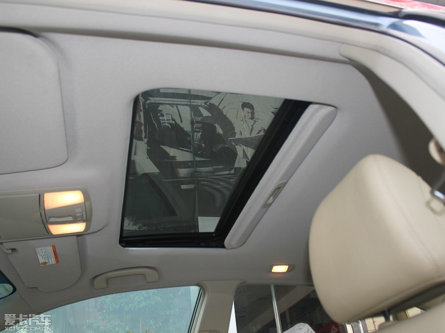 2012[ 2.5L XL-NAVI ưȫ