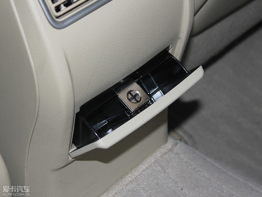 2012[ 2.5L XL-NAVI ưȫ