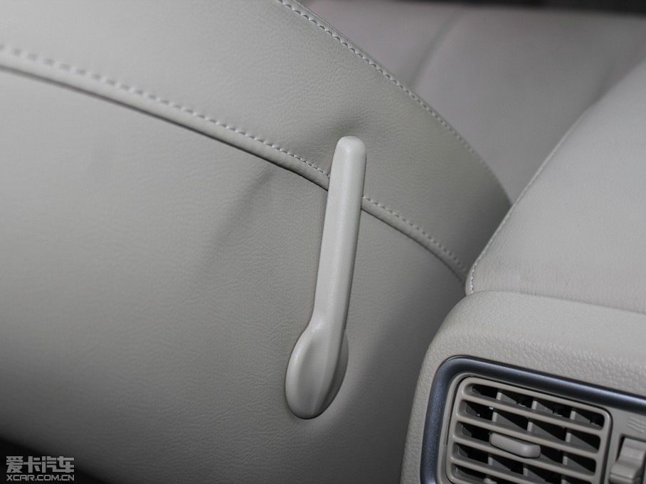 2012[ 2.5L XL-NAVI ưȫ