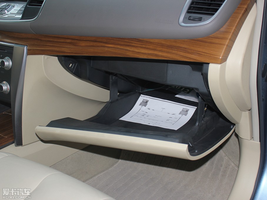 2012[ 2.5L XL-NAVI ưȫ