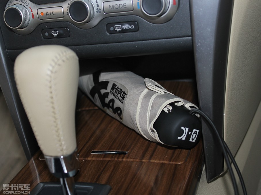 2012[ 2.5L XL-NAVI ưȫ