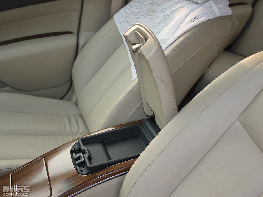 2012[ 2.5L XL-NAVI ưȫ