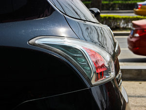 20121.6T GTS CVT¿ ^