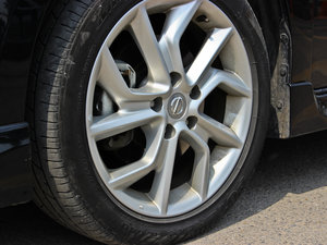 20121.6T GTS CVT¿ ^