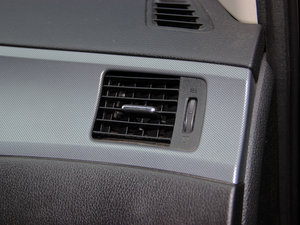 2012款1.6T GTS CVT致酷版 空间座椅
