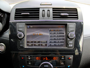 2012款1.6T GTS CVT致酷版 中控台显示屏