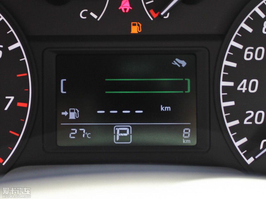 2012��܎�� 1.8XE CVT���m��