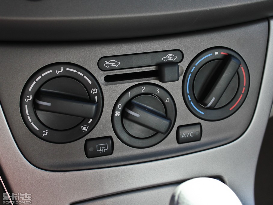 2012��܎�� 1.8XE CVT���m��