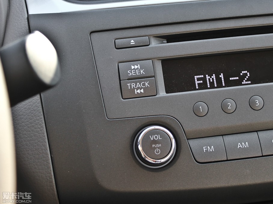 2012��܎�� 1.6XL CVT���A��